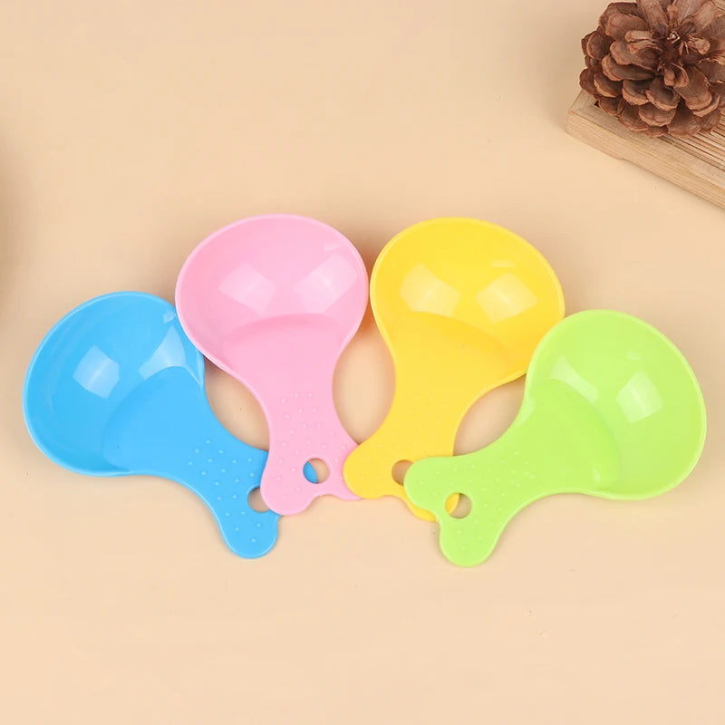 1Pc Pet Food Scoop Plastic Feeder Dog Food Spoon Puppy Food Scooper Measuring Cup Cat Food Scoop Pet Feeding Supplies
