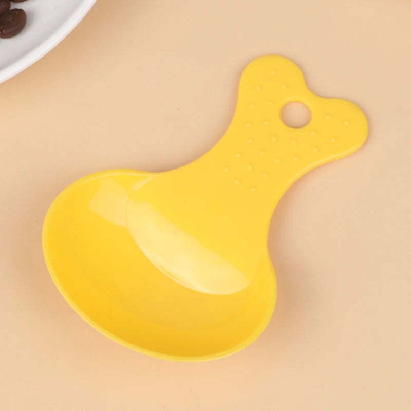 1Pc Pet Food Scoop Plastic Feeder Dog Food Spoon Puppy Food Scooper Measuring Cup Cat Food Scoop Pet Feeding Supplies